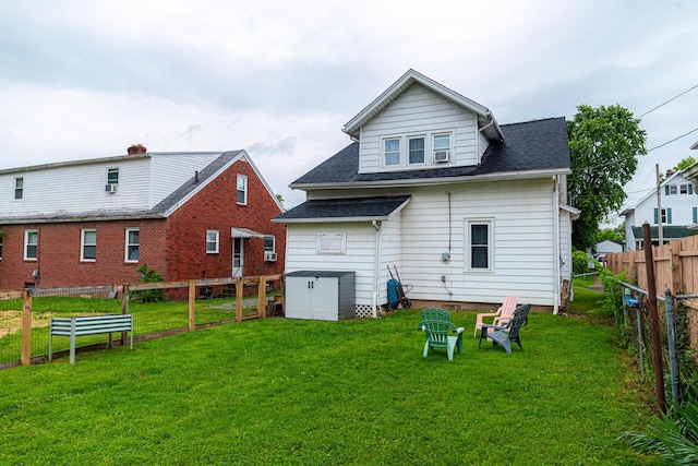 236 Ruth Ave, Mansfield, OH 44907 - back of property with a shingled roof