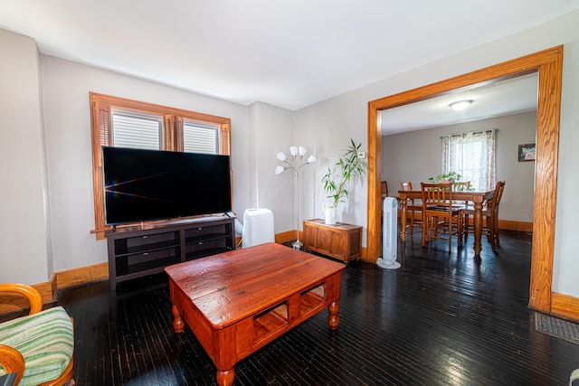 236 Ruth Ave, Mansfield, OH 44907 - living area featuring hardwood / wood-style floors and baseboards
