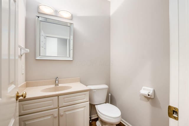 7985 Eric Ct, Lewis Center, OH 43035 - bathroom with toilet and vanity
