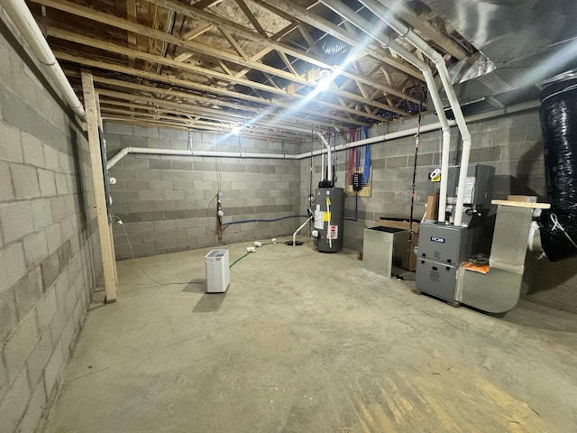 1624 Marlboro Ave, Obetz, OH 43207 - unfinished below grade area featuring water heater