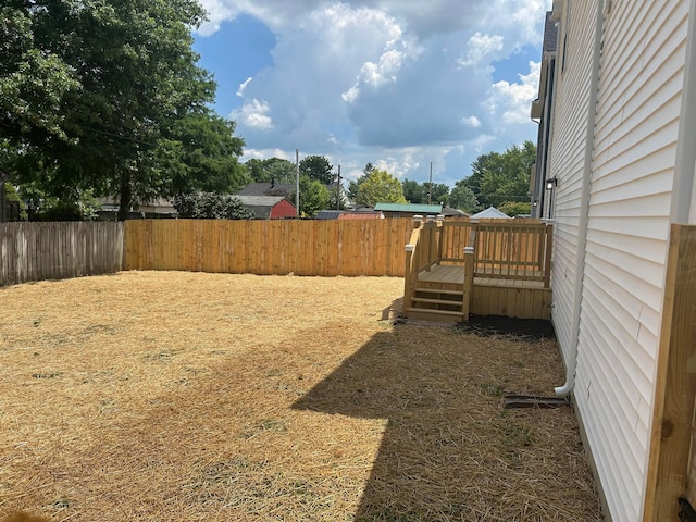 1624 Marlboro Ave, Obetz, OH 43207 - fenced backyard featuring a deck