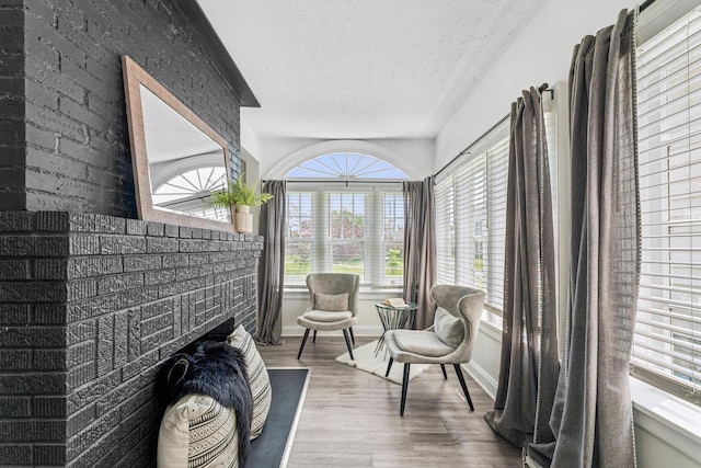 211 Guernsey Ave, Columbus, OH 43204 - view of sunroom