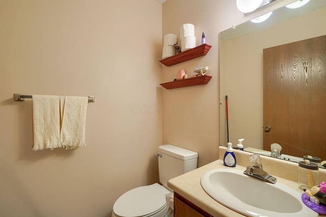 7581-7583 Pickett Ln Unit 83, Columbus, OH 43235 - bathroom featuring toilet and vanity