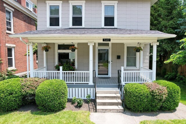 540 Linwood Ave, Columbus, OH 43205 - view of front of property featuring a porch and roof with shingles