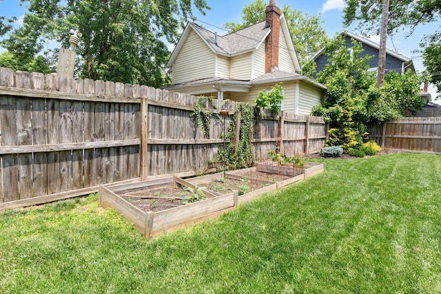 540 Linwood Ave, Columbus, OH 43205 - view of yard featuring a vegetable garden