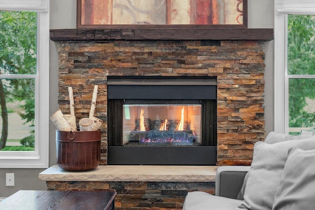 6034 Heritage View Ct, Hilliard, OH 43026 - detailed view of a stone fireplace