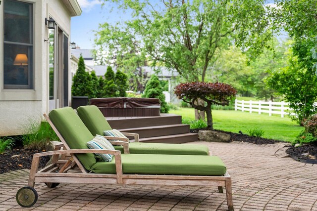 6034 Heritage View Ct, Hilliard, OH 43026 - view of patio featuring a hot tub