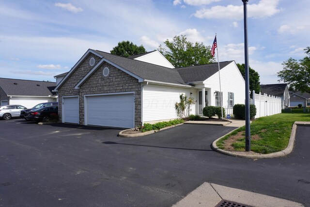 6759 Hamler Dr, Canal Winchester, OH 43110 - photo 1