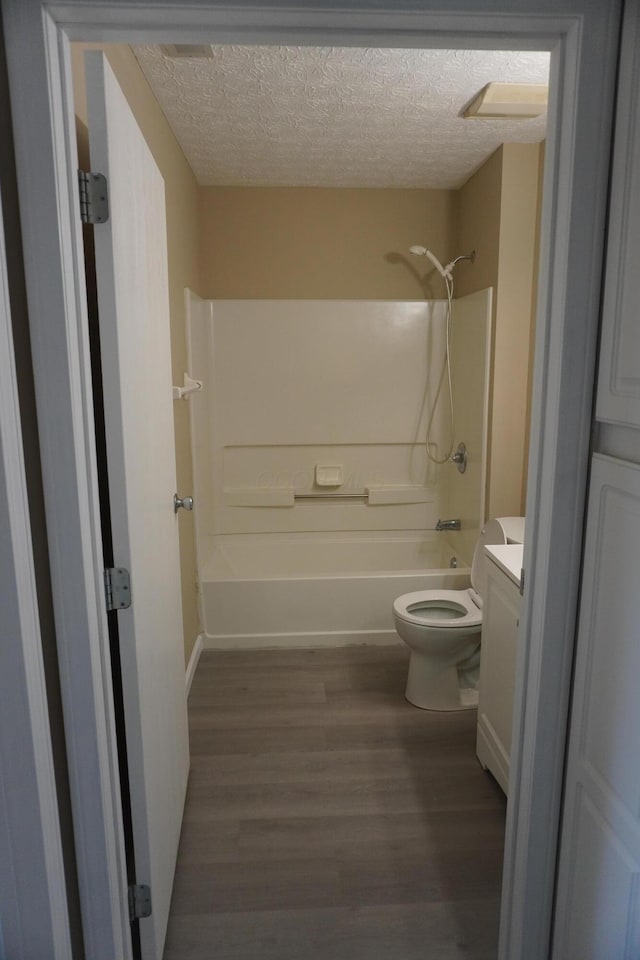 6759 Hamler Dr, Canal Winchester, OH 43110 - photo 16