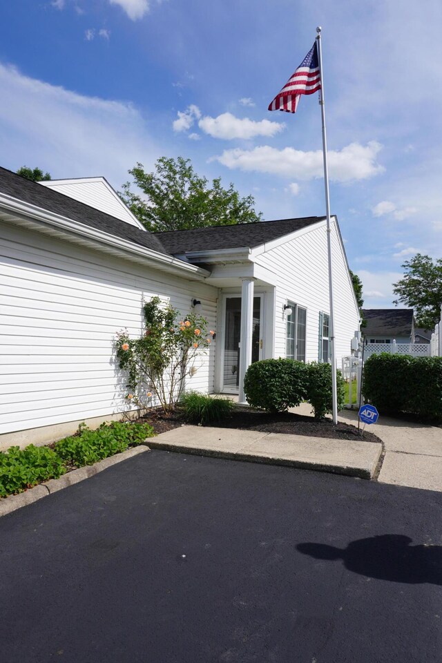 6759 Hamler Dr, Canal Winchester, OH 43110 - photo 49