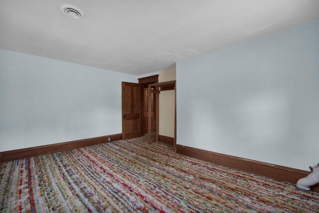 7682 Northridge Rd, Johnstown, OH 43031 - carpeted empty room with baseboards