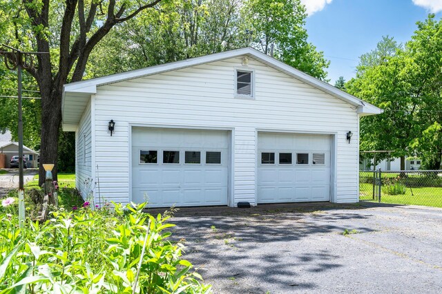 312 E Buckeye St, Belle Center, OH 43310 - photo 53