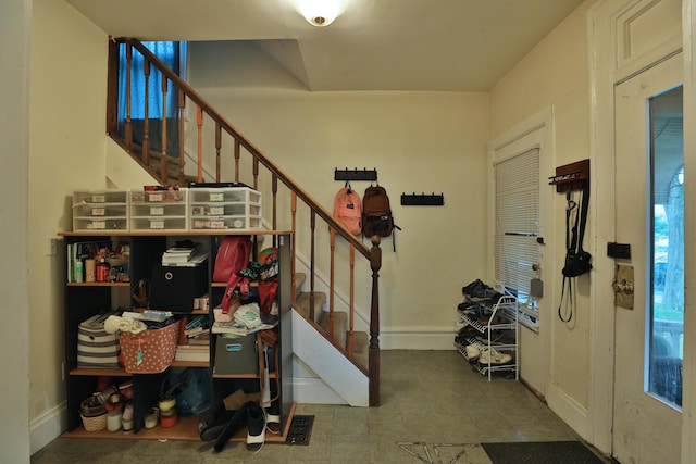 368 Alden Ave Unit 368, Columbus, OH 43201 - entryway featuring stairway and baseboards