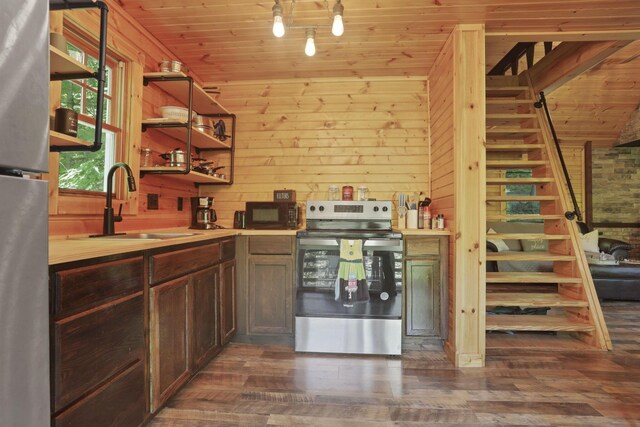 262 Skaggs Rd, Londonderry, OH 45647