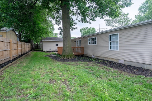160 Cliff St, Buckeye Lake, OH 43008 - view of yard featuring a wooden deck