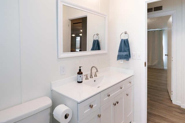 160 Cliff St, Buckeye Lake, OH 43008 - full bathroom with vanity and wood finished floors