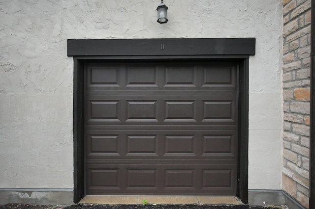 6221 Craughwell Ln, Dublin, OH 43017 - view of garage