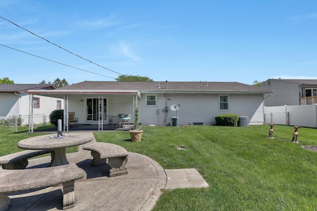 3723 Klibreck Dr, Columbus, OH 43228 - rear view of property featuring a patio, roof with shingles, and cooling unit