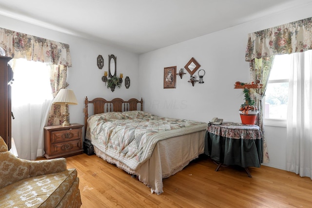 3723 Klibreck Dr, Columbus, OH 43228 - bedroom featuring light wood-style flooring