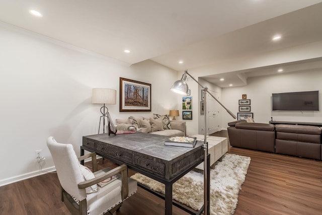14 Lyonsgate Rd, Bexley, OH 43209 - living room with dark wood finished floors, recessed lighting, and baseboards