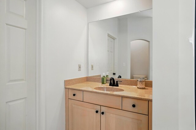 9146 Shawnee Trl, Powell, OH 43065 - bathroom with vanity