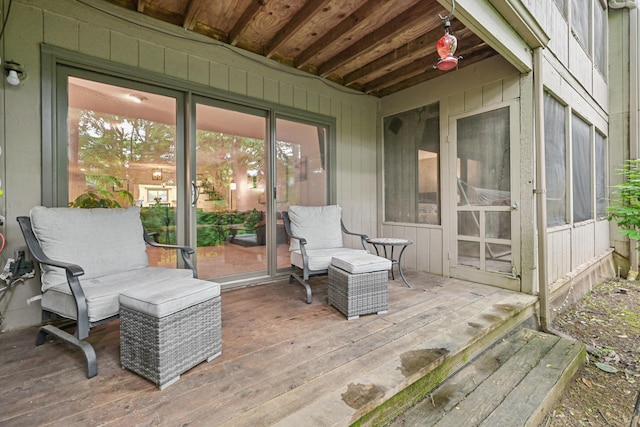 3137 Griggsview Ct Unit 3137, Columbus, OH 43221 - view of deck