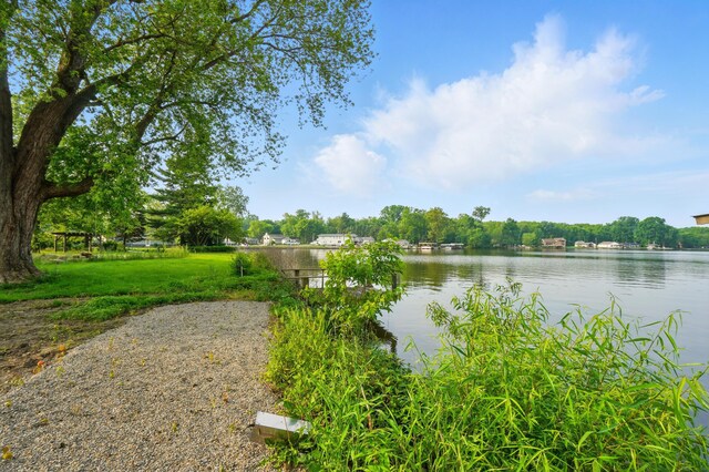 4881 Decker Ave NE, Thornville, OH 43076 - water view
