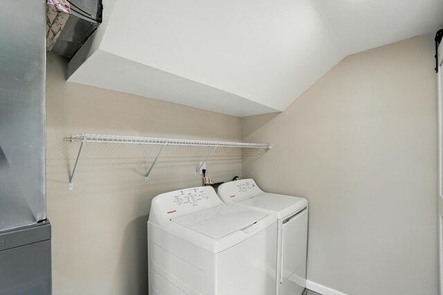 4881 Decker Ave NE, Thornville, OH 43076 - laundry room with washing machine and dryer