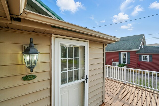 4881 Decker Ave NE, Thornville, OH 43076 - view of deck