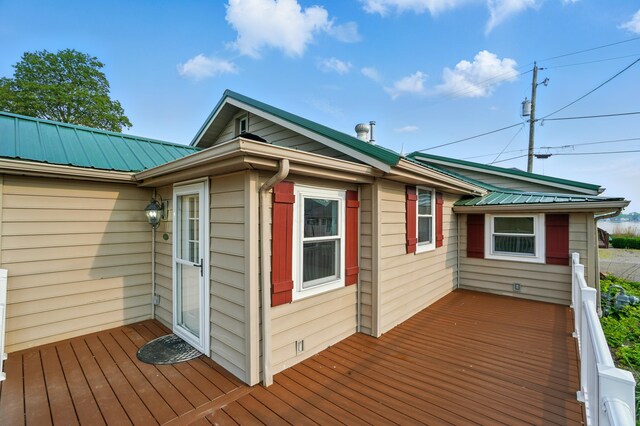 4881 Decker Ave NE, Thornville, OH 43076 - view of deck