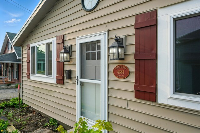 4881 Decker Ave NE, Thornville, OH 43076 - view of side of property