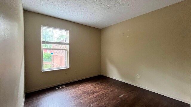 568 Durham Ln, Delaware, OH 43015 - photo 14