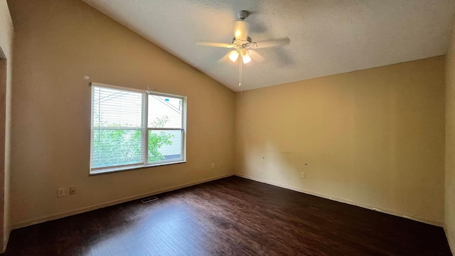 568 Durham Ln, Delaware, OH 43015 - photo 8