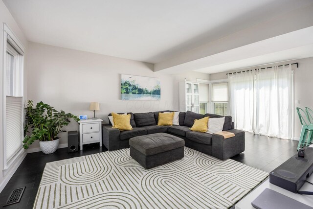 5999 Waterview Dr, Hilliard, OH 43026 - living room with wood finished floors and baseboards