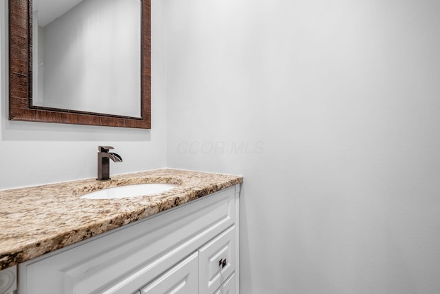 337 Naiche Ct, Columbus, OH 43213 - bathroom with vanity