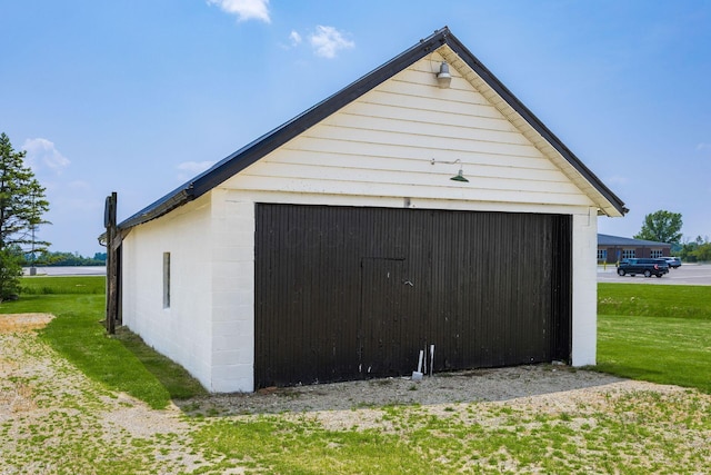 2174 Peachblow Rd, Lewis Center, OH 43035 - view of detached garage