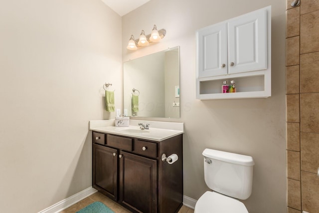 340 Olentangy W, Delaware, OH 43015 - full bath with vanity, toilet, baseboards, and tile patterned floors