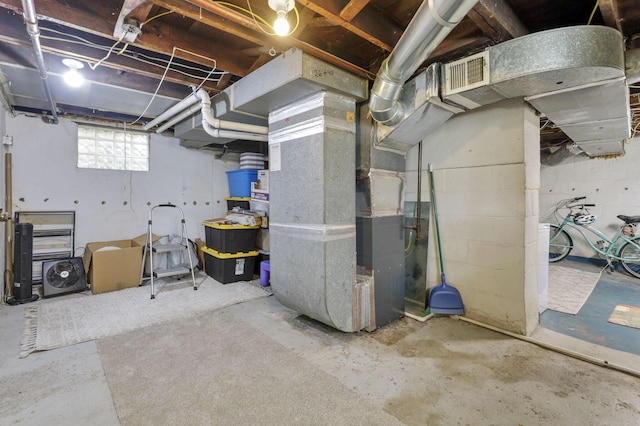 1442 S 4th St, Columbus, OH 43207 - basement featuring heating unit