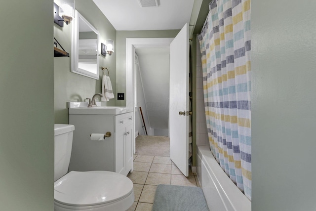 1442 S 4th St, Columbus, OH 43207 - full bathroom featuring toilet, vanity, tile patterned floors, and shower / tub combo with curtain