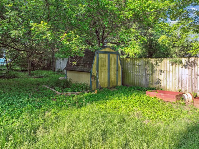 351 E Lincoln Ave, Columbus, OH 43214 - photo 32