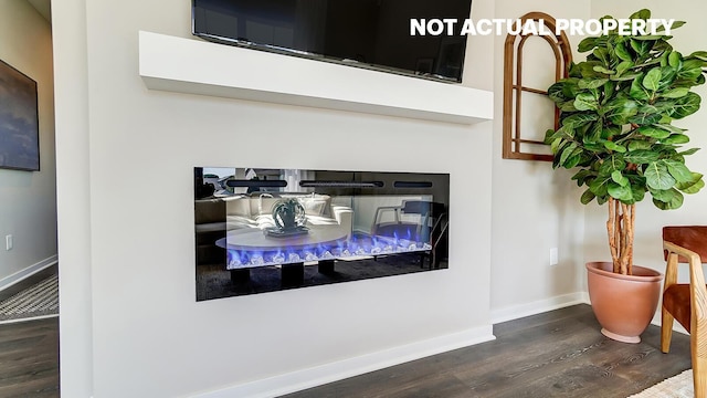 1420 Chrisman Dr, Columbus, OH 43223 - detailed view of wood finished floors and baseboards