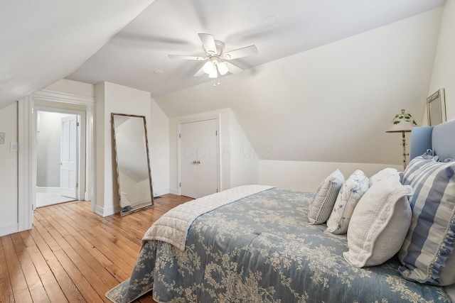 436 Beck St, Columbus, OH 43206 - bedroom featuring hardwood / wood-style flooring, lofted ceiling, a ceiling fan, and baseboards