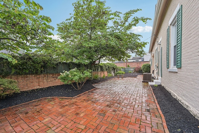 436 Beck St, Columbus, OH 43206 - fenced backyard with a patio and central AC
