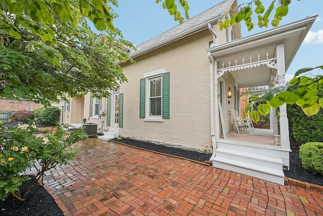 436 Beck St, Columbus, OH 43206 - view of patio featuring cooling unit