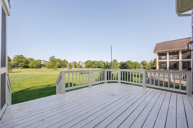 9102 Moors Pl N, Dublin, OH 43017 - wooden terrace with a yard