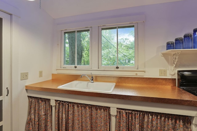 3381/2 16th St, Lancaster, OH 43130 - kitchen with a sink and stove