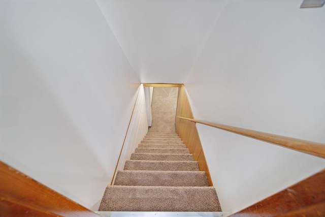 1345 Molly Ln, Columbus, OH 43207 - view of staircase