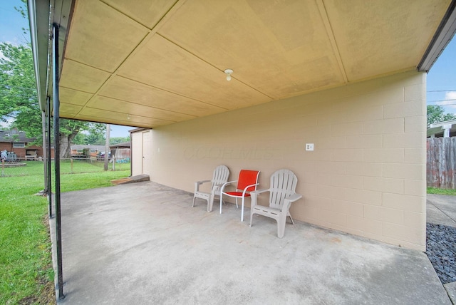 1345 Molly Ln, Columbus, OH 43207 - view of patio