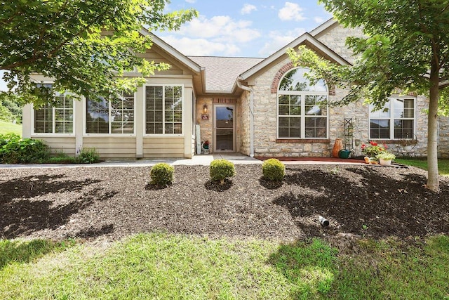 106 Stonegate Dr, Pataskala, OH 43062 - photo 2