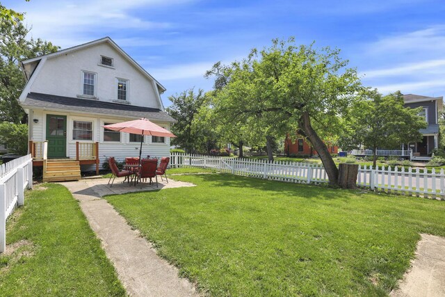 78 Griswold St, Delaware, OH 43015 - view of yard with a patio